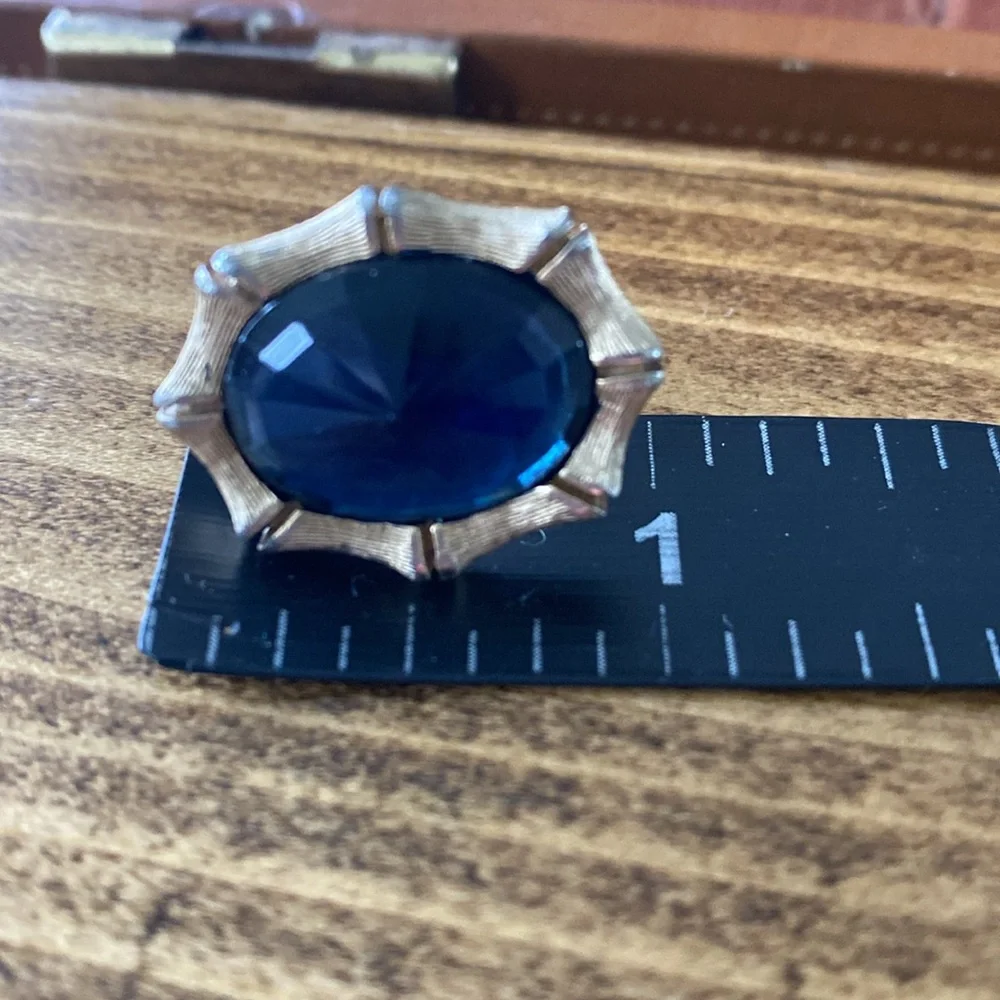 Vintage Swank Art Deco Oval Cobalt Blue Stone Goldtone Octagon Cuff Links